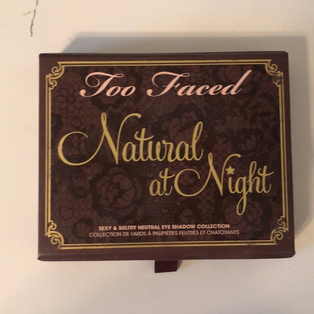 Eyeshadow palette